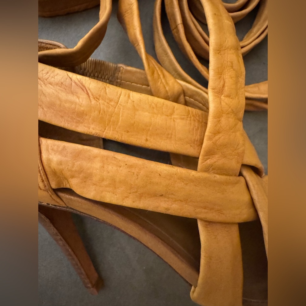 Tory Burch Lounge Wrap-Up Heel - Picture 7 of 16